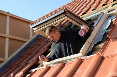 Pose de fenêtres de toit Velux à Besnans